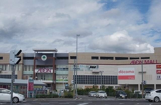 物件外観写真4　(イオン綾川店さんまで3540m)