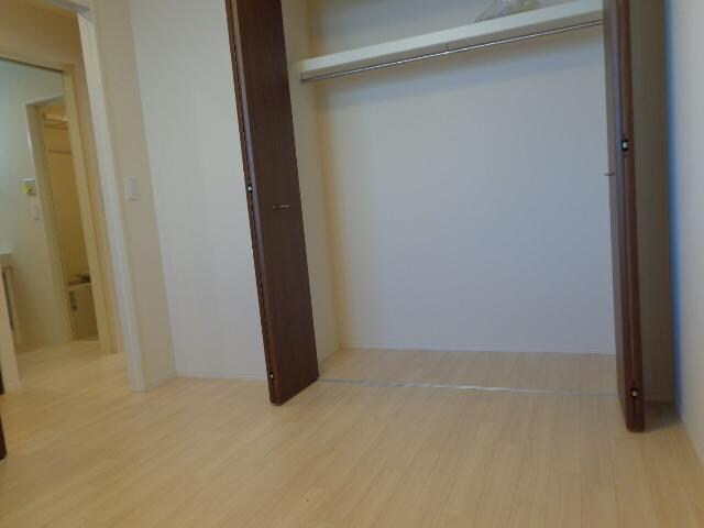 物件内観写真17　(クローゼット)