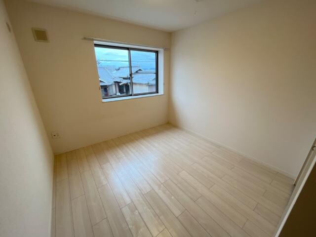 物件内観写真24　(洋室)