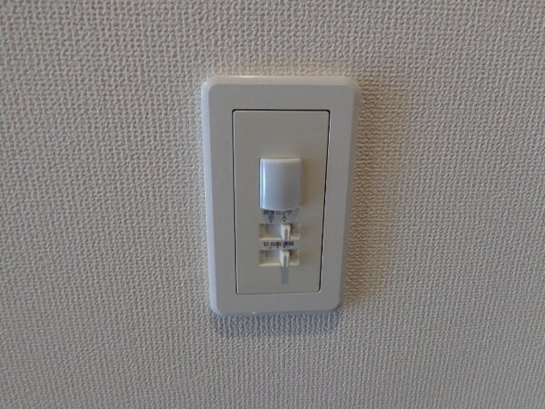 建物設備(人感センサー)