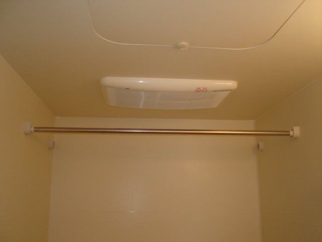 物件内観写真16　(浴室乾燥機)