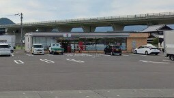 セブンイレブン 高松中間町店