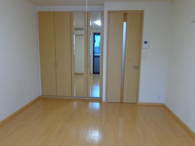 物件内観写真13　(洋室)