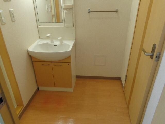 物件内観写真14　(トイレ)