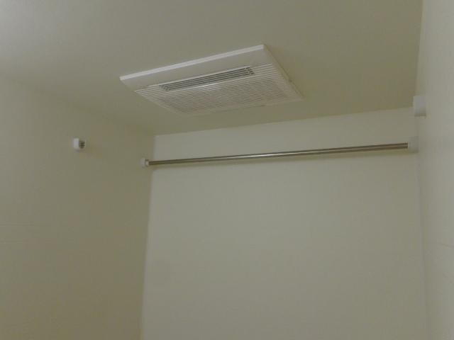 物件内観写真17　(浴室乾燥機)