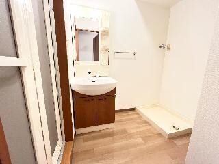 物件内観写真8　(洗髪洗面化粧台（イメージ）)