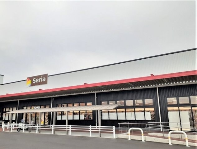 物件外観写真6　(セリアマルナカまんのう公文店まで1900m)