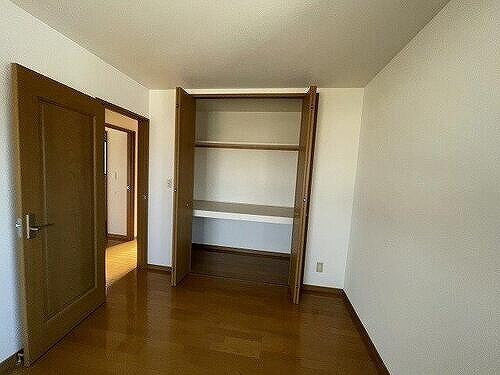 物件内観写真12　(原状回復工事前)