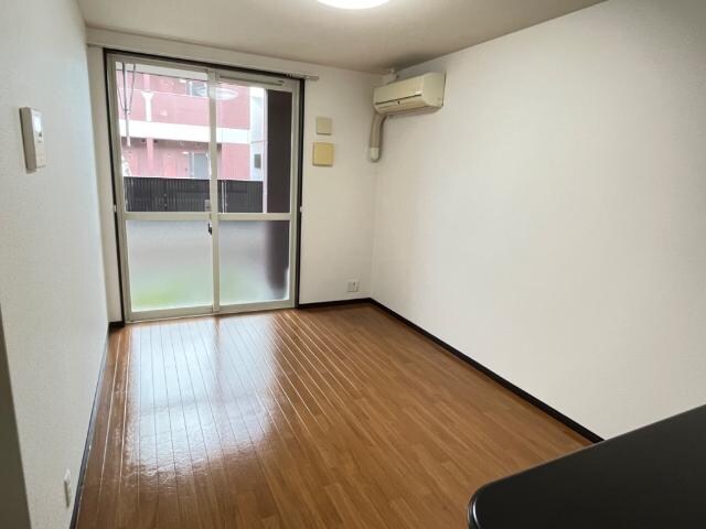 物件内観写真9　(リビング)