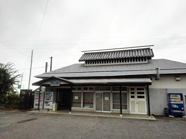 物件外観写真8　(ＪＲ本山駅まで1300m)