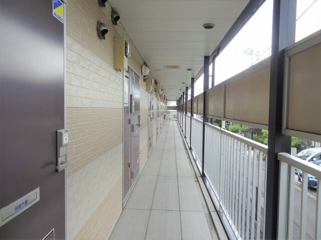 物件内観写真17　(２Ｆ共用廊下)