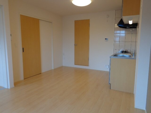 物件内観写真8　(リビング)