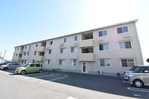 レジアス外観写真