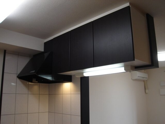 物件内観写真16　(キッチン収納　（イメージ）)