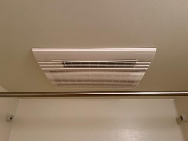 建物設備(浴室乾燥機)