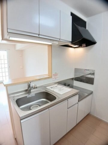 物件内観写真11　(お料理しやすいキッチンです)