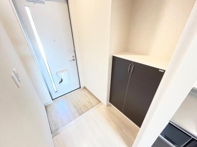 物件内観写真16　(下駄箱)