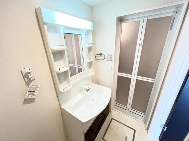 物件内観写真23　(洗髪洗面化粧台)