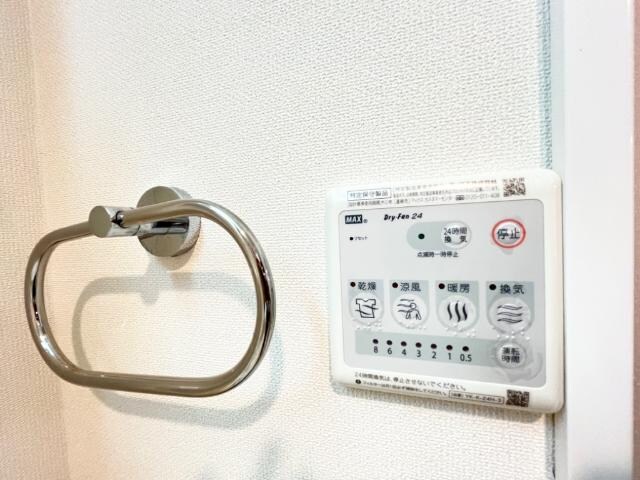 物件内観写真27　(浴室乾燥機)
