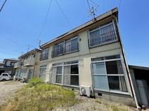 吉岡アパートの外観写真