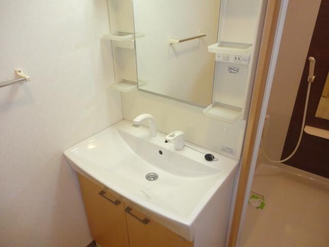物件内観写真7　(洗髪洗面化粧台)