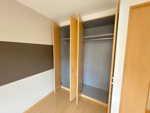 物件内観写真8　(クローゼット)