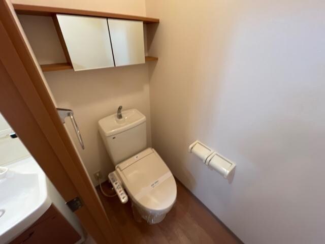 物件内観写真6　(トイレ)