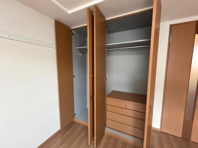 物件内観写真10　(収納)
