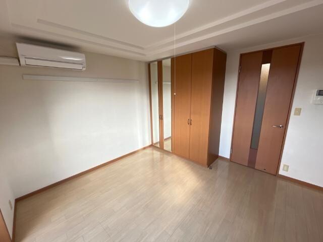 物件内観写真10　(室内)