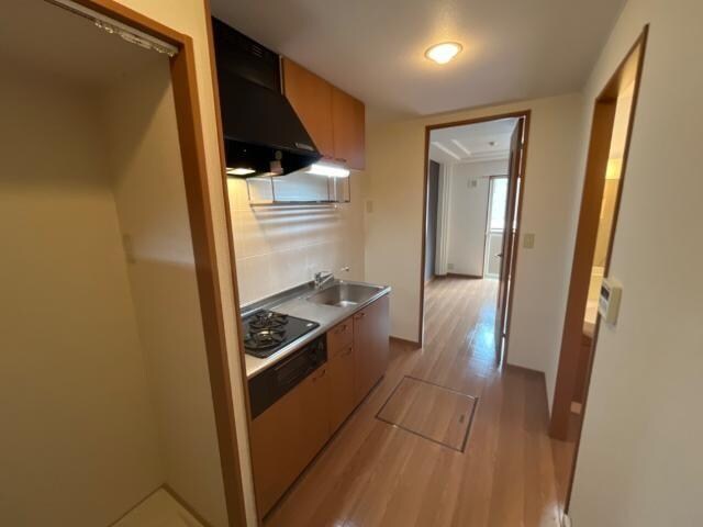 物件内観写真11　(廊下)