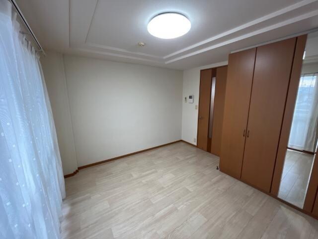 物件内観写真12　(室内)