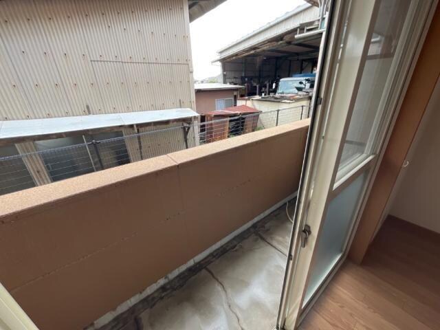物件内観写真14　(ベランダ)