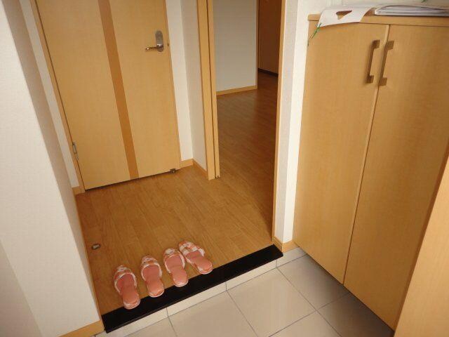 物件内観写真8　(洗髪洗面化粧台)