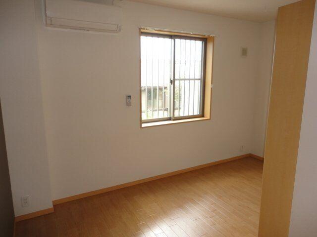 物件内観写真13　(カメラ付インターホン)