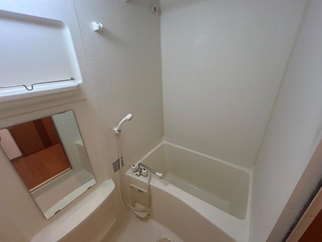 物件内観写真4　(バス／シャワールーム等)