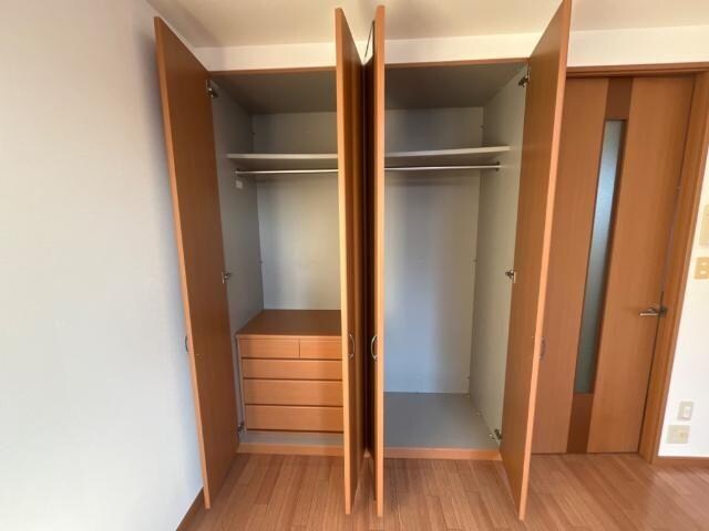 物件内観写真9　(収納)