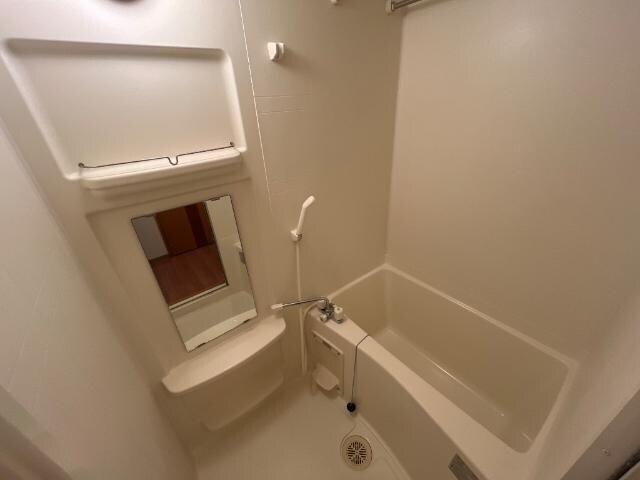 物件内観写真4　(バス／シャワールーム等)