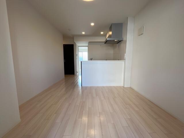 物件内観写真2　(リビング)