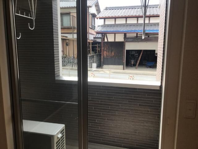 物件内観写真4　(ベランダ)