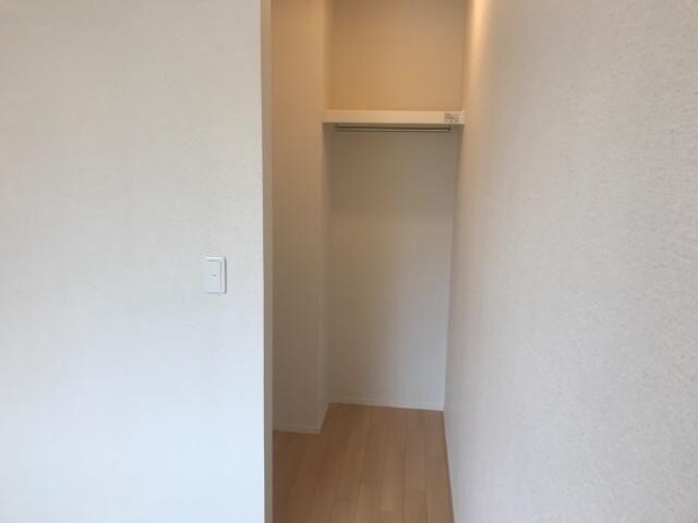 物件内観写真10　(収納)