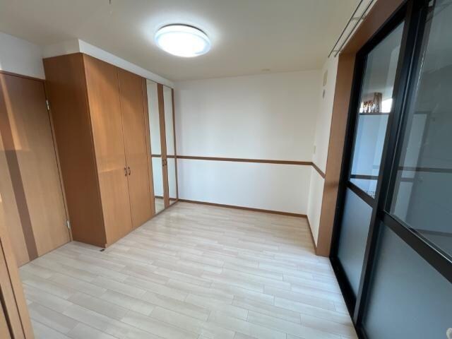 物件内観写真3　(室内)