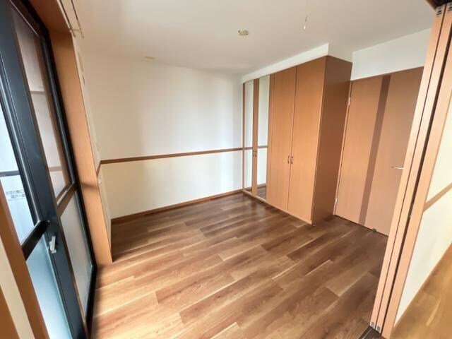 物件内観写真3　(室内)