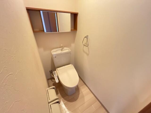 物件内観写真6　(トイレ)
