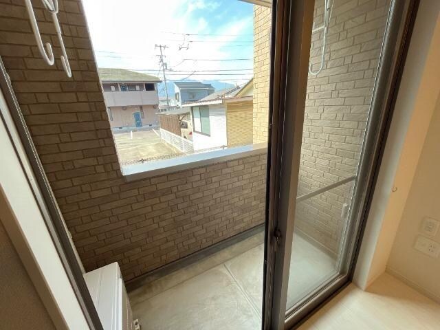物件内観写真4　(ベランダ)
