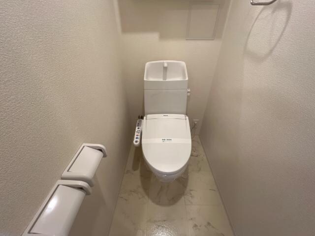 物件内観写真6　(トイレ)