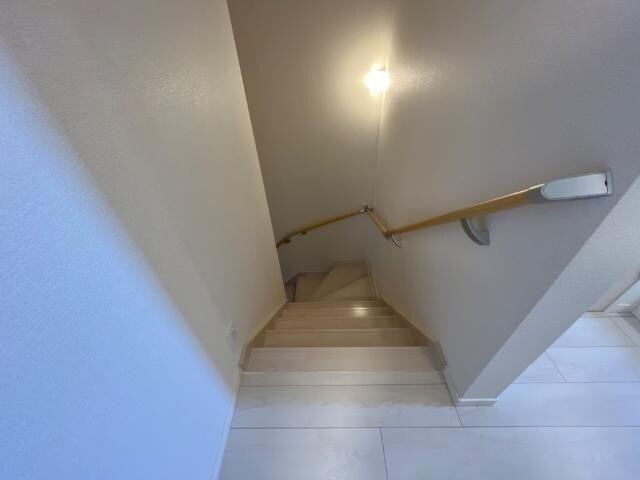 物件内観写真14　(廊下)