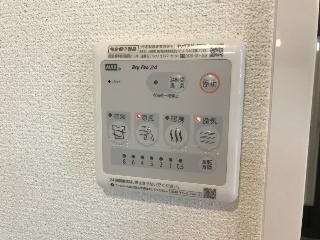物件内観写真14　(浴室乾燥機)