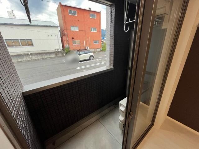 物件内観写真4　(ベランダ)