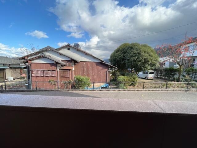 物件内観写真8　(玄関)