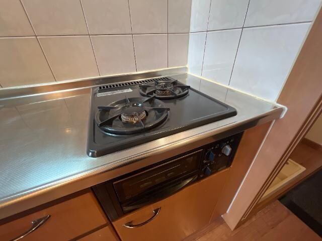 物件内観写真11　(洋室)